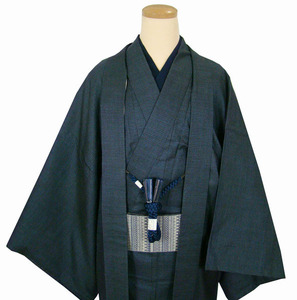 男物 大島紬アンサンブル 藍染 １００亀甲 身長１７７ｃｍ位 角帯 羽織紐 正絹 9636