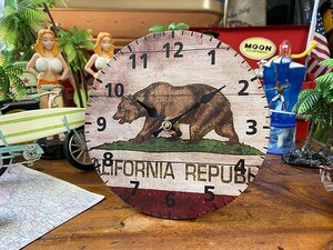 カリフォルニアフラッグのテーブルクロック ■ アメリカン雑貨 アメリカ雑貨 置時計