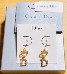 Christian Dior ディオール 揺れるピアス ゴールド ロゴマークハート
