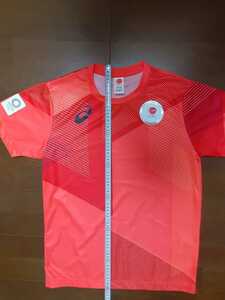 東京オリンピック選手支給オフィシャルシャツアシックス 