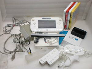 2208272　WiiU本体（32GB）Wiiリモコン２個　CCコントローラー　現状品