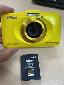 A889)Nikon ニコン デジタルカメラ COOLPIX s31 バッテリー付き 動作品