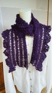訳あり　片側模様編みマフラー　手編み　紫色