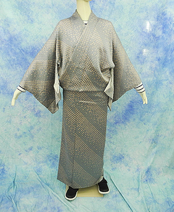 （74）小紋　総しぼり　着物　SILK　正絹　リサイクル 中古 Japanese Kimono　159cm 62.5inch pre-owned